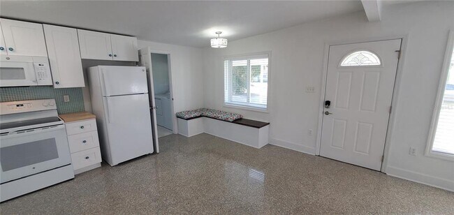 Foto del edificio - 4861 Bell Meade Dr