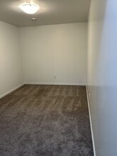 Building Photo - 11425-11467 67 St NW