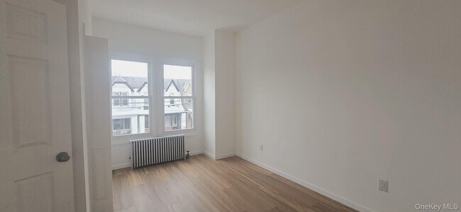 Foto del edificio - 78-29 68th Ave