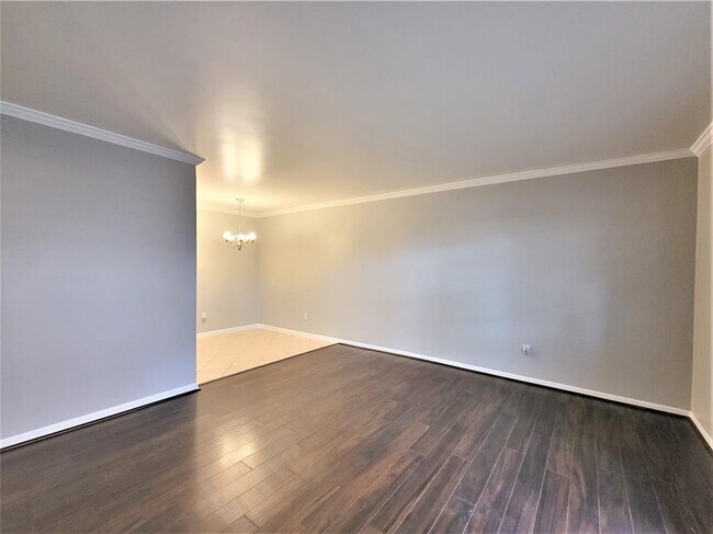 Foto del edificio - 8801 Hammerly Blvd