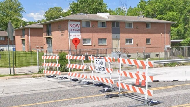 Building Photo - 2187 Sun Valley Dr