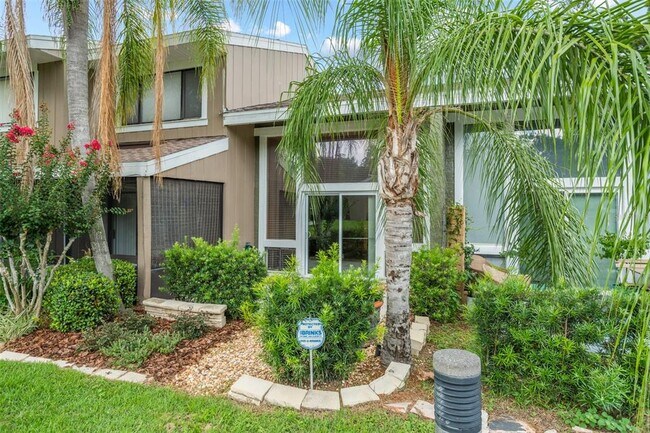 Building Photo - 5948 Peregrine Ave