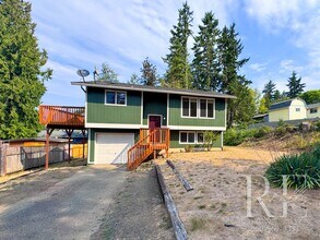 Building Photo - 6995 E Indianwood Ct