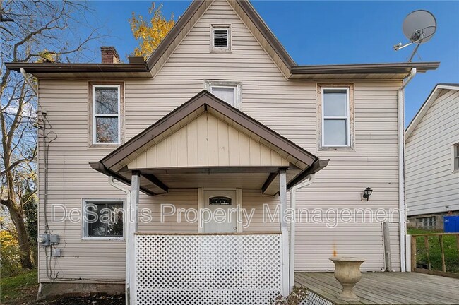 Foto del edificio - 305 American Ave