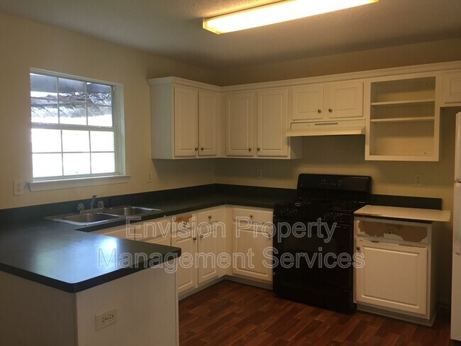 Foto del edificio - 1492 Cedar Creek Dr
