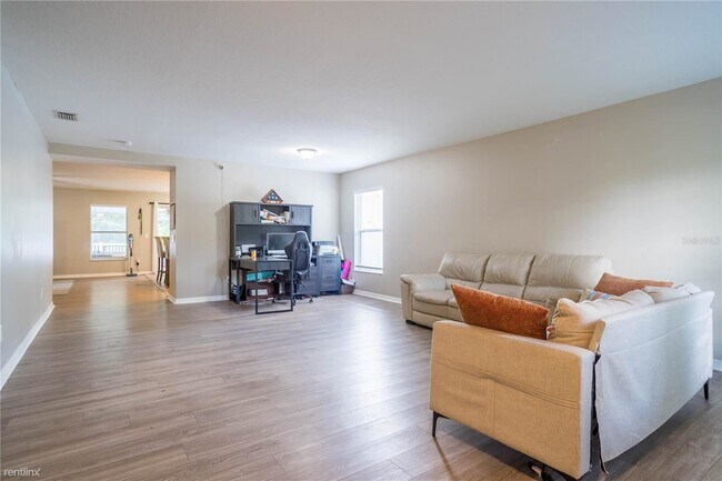 Building Photo - 3 br, 2 bath House - 32144 Brookstone Drive