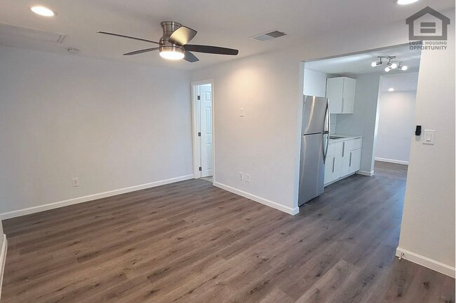 Foto del edificio - 1445 E Taylor St