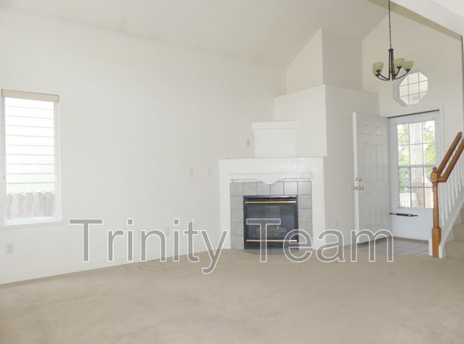 Building Photo - 12328 Deerfield Way