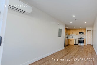 Building Photo - 456 S Breed St