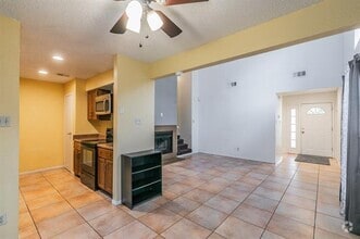 Building Photo - 611 Lost Springs Ct