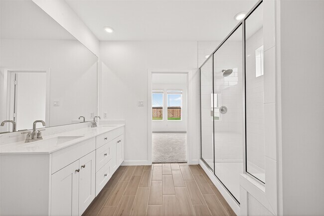Foto del edificio - 31838 Blossom Ln