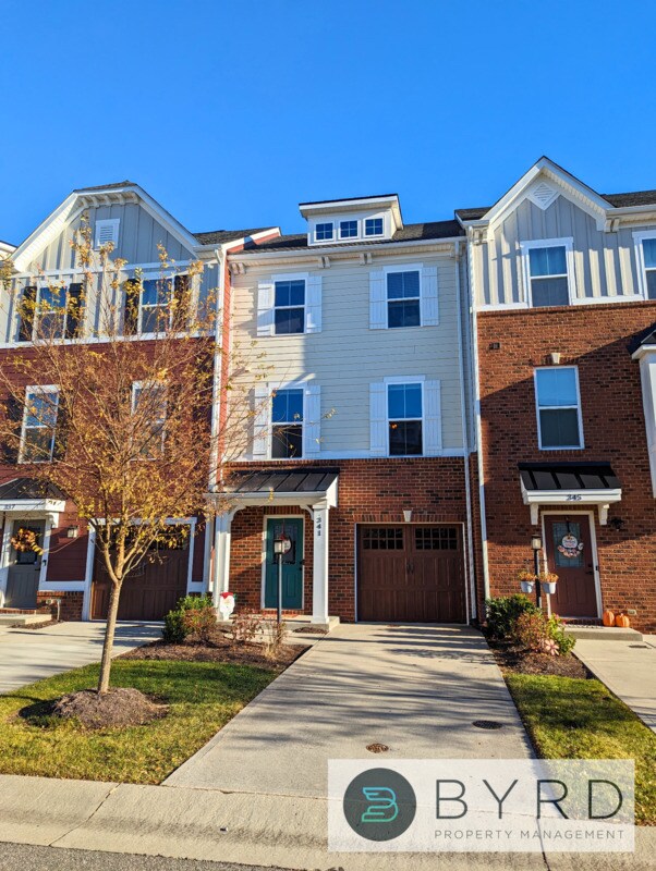 Foto principal - 341 Crofton Village Terrace