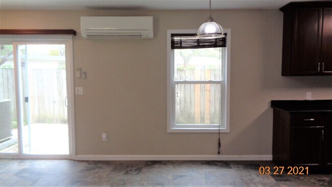 Foto del edificio - 2237 Monahan Ct