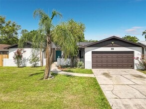 Building Photo - 8676 Hillside Dr