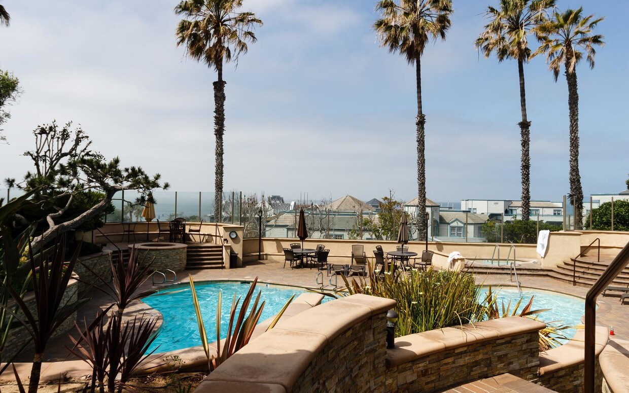 620 The Village, Redondo Beach, CA 90277 Apartments in Redondo Beach