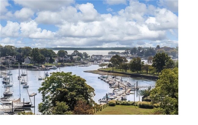 Foto del edificio - 3 bedroom DUPLEX in Mamaroneck near train