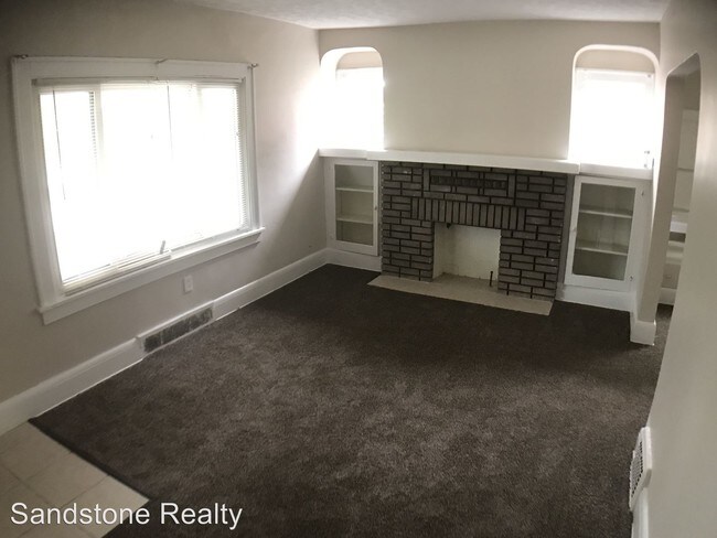 Building Photo - 12018 Lenacrave Ave