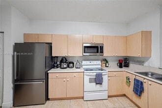 Building Photo - 4101 Forest Dr