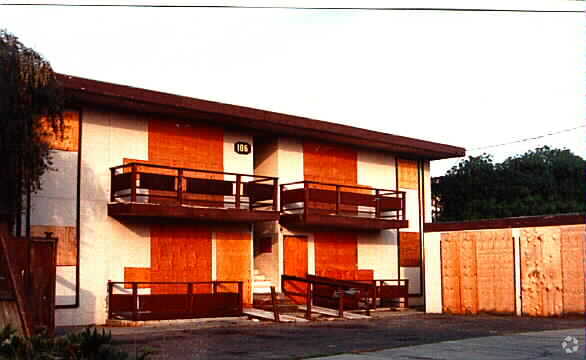 Building Photo - 104-106 W 20th St