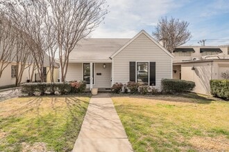 Building Photo - 5529 Collinwood Ave