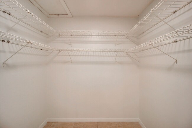 Building Photo - 3325 San Carlos St