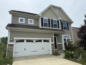 Building Photo - 186 Mcnamara Loop