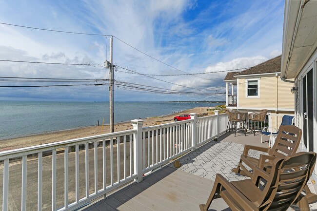 Building Photo - 2230 Fairfield Beach Rd