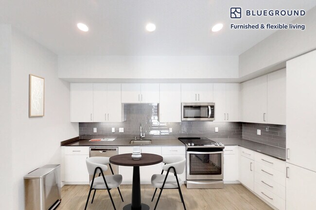 Foto del edificio - 6301 Shellmound St