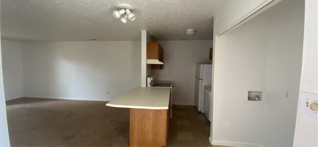Building Photo - 6376 Applecross Ave