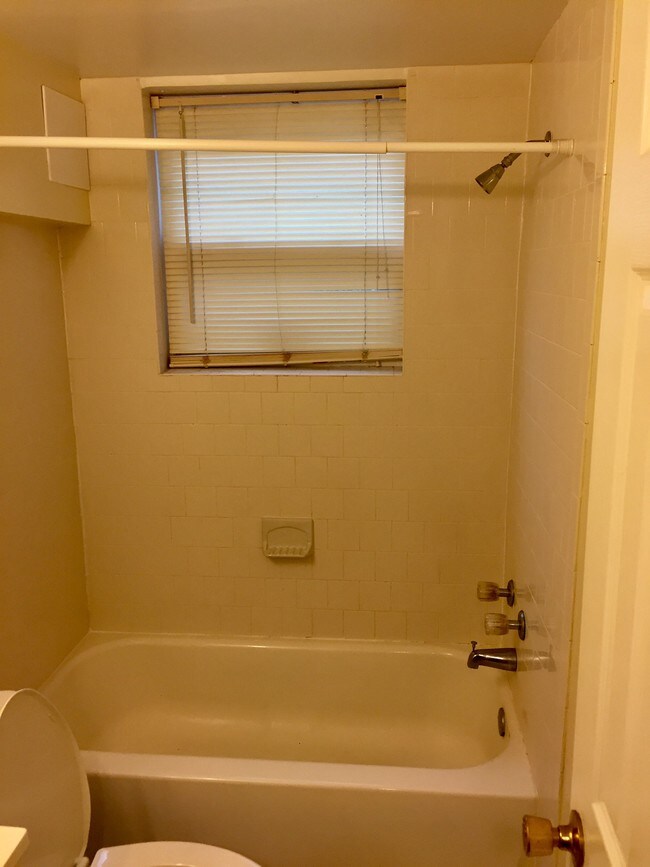 Shower - 2130 N St NW