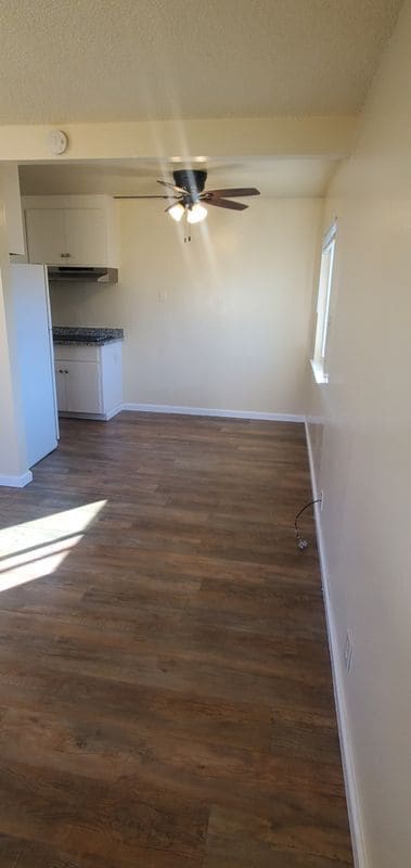 Building Photo - 1099 Roewill Dr