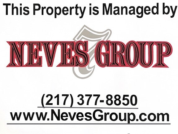 Foto del edificio - 303 Jacobson Dr