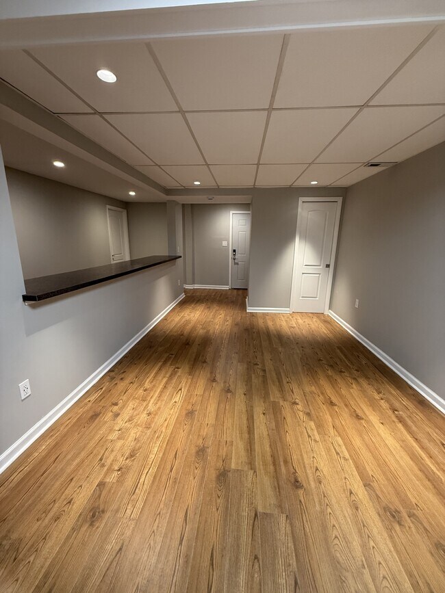 Sala de estar - 513 Bernard Ave