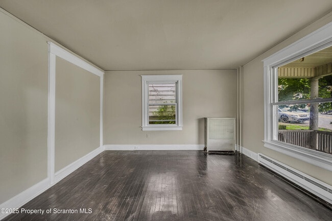 Foto del edificio - 519 Harrison Ave