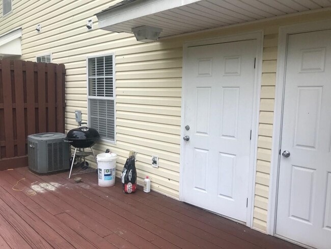 Building Photo - 4434 Gearhart Rd