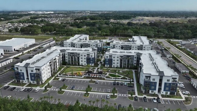  - Vue at the Ridge