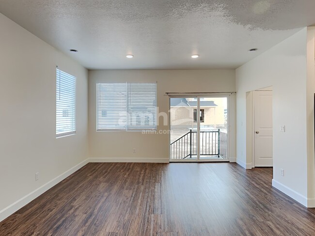 Building Photo - 2614 W 3340 South