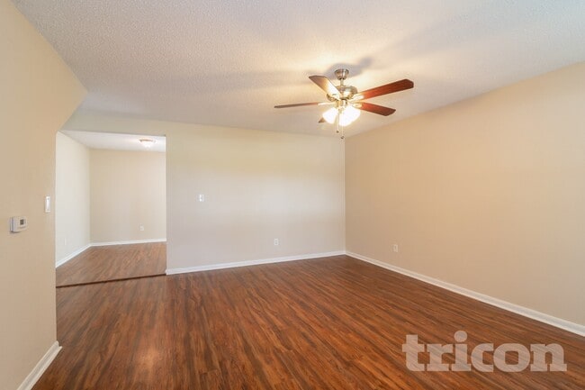 Building Photo - 3250 Kelling St