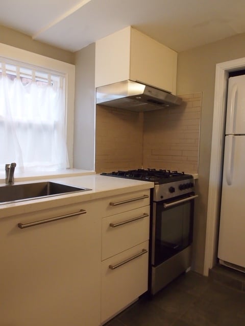 Kitchen - 808 Arlington Ave
