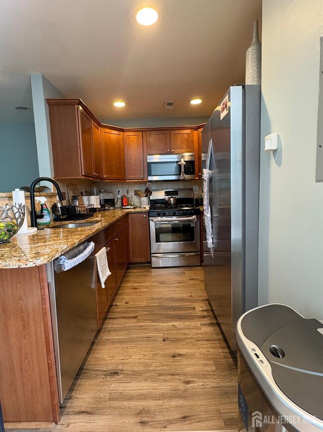 Building Photo - 2210 Timber Ridge Ct