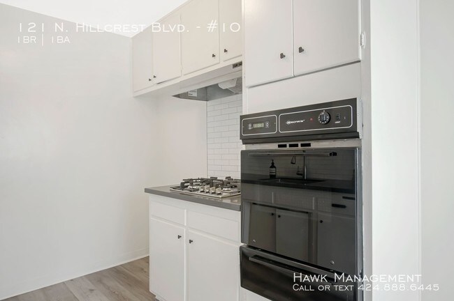 Building Photo - 121 N Hillcrest Blvd