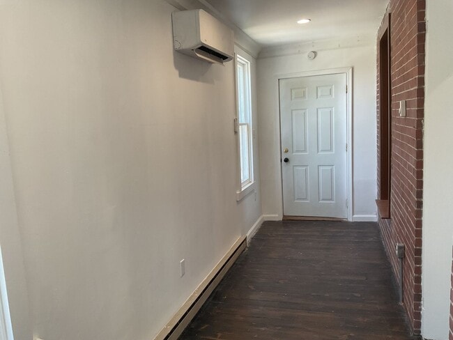 Building Photo - 53 E Canal Rd