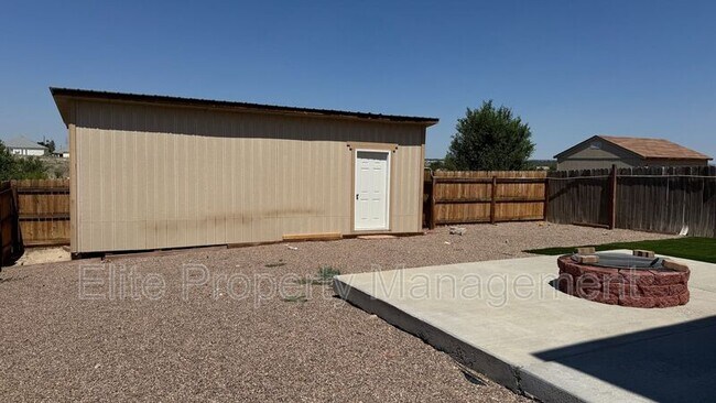 Foto del edificio - 3137 W 18th St