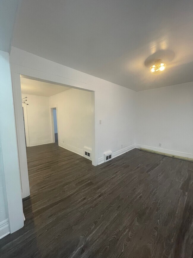 Foto del edificio - 2152 Crane St