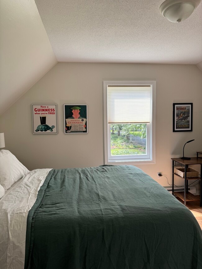 Private Backyard - 8 Charles Ln