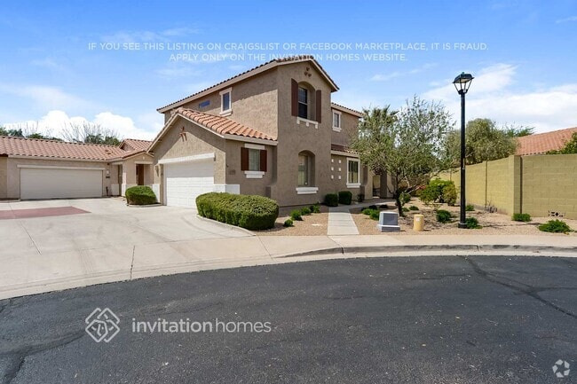 Building Photo - 1006 S Colonial Ct
