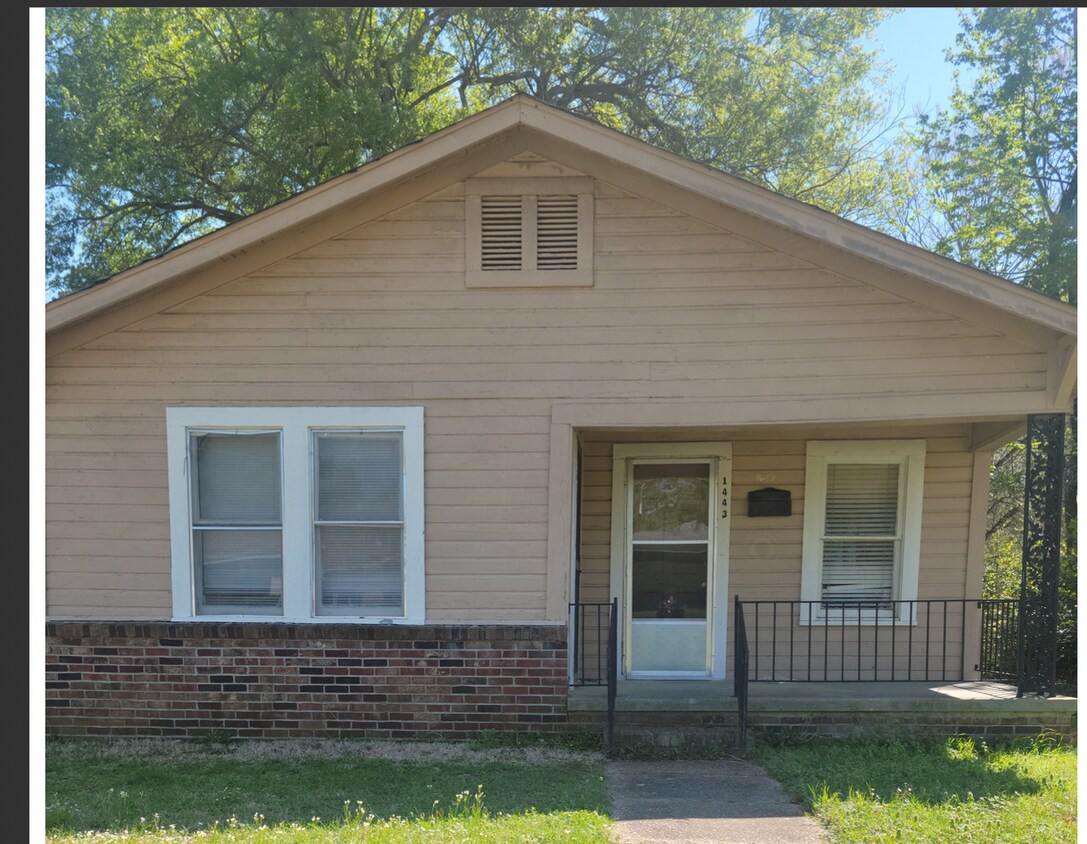 Foto principal - 1443 Grigsby St