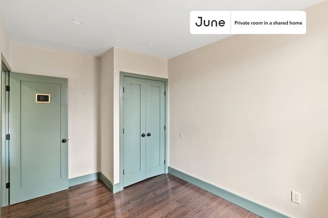 Building Photo - Private bedroom in 2 bed/1 bath Home