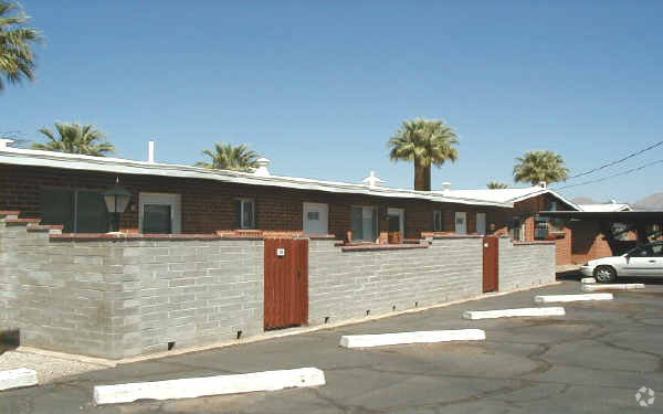 Building Photo - Cata Lee Apartments