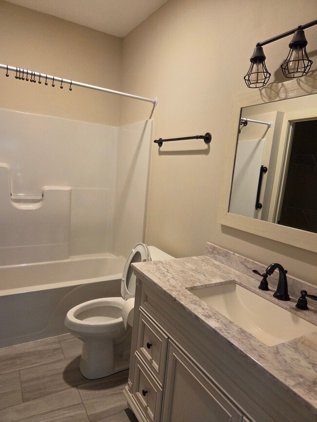 Building Photo - 6803 Von Kanel St